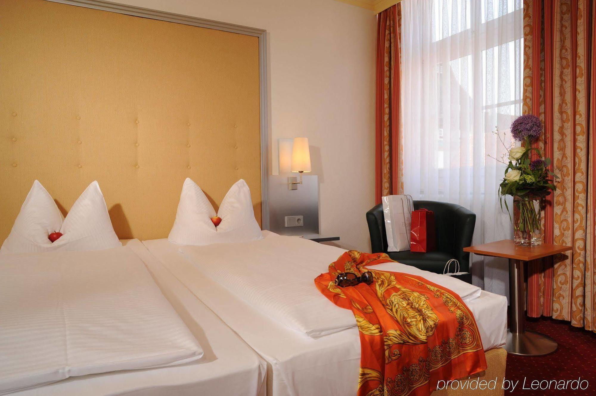 Celler Hof Hotel Exterior photo