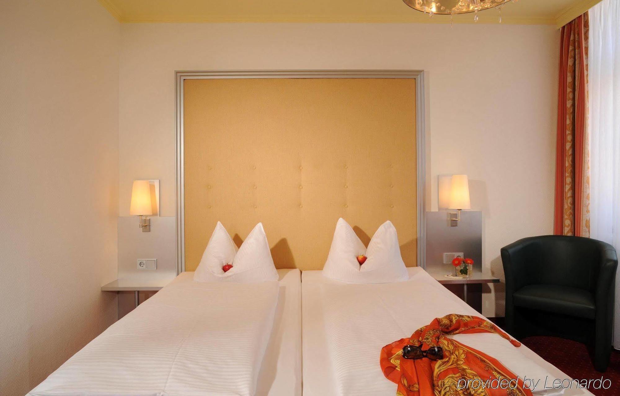 Celler Hof Hotel Room photo